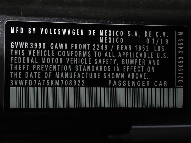 Used 2019 Volkswagen Beetle 2.0T S image 36