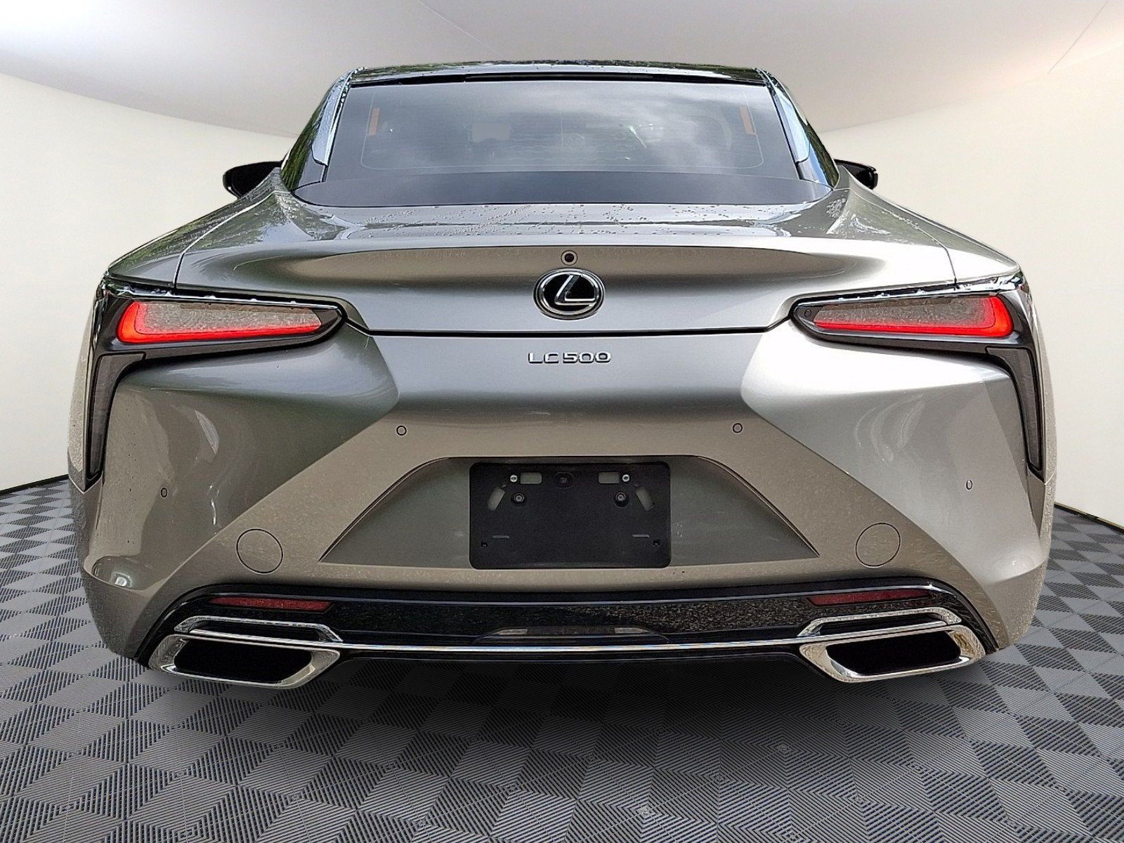 Used 2018 Lexus LC 500 Coupe RWD image 5