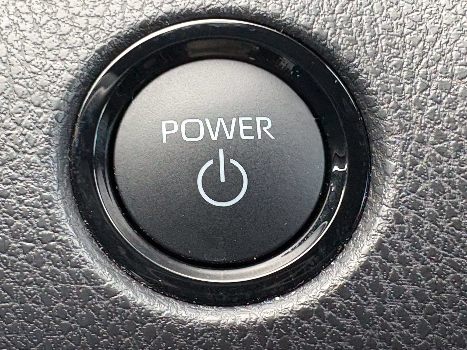 Used 2025 Toyota Camry SE FWD image 20