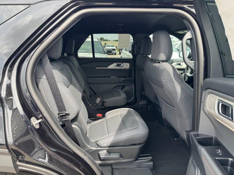 New 2027 Ford Explorer Active AWD/4WD image 5