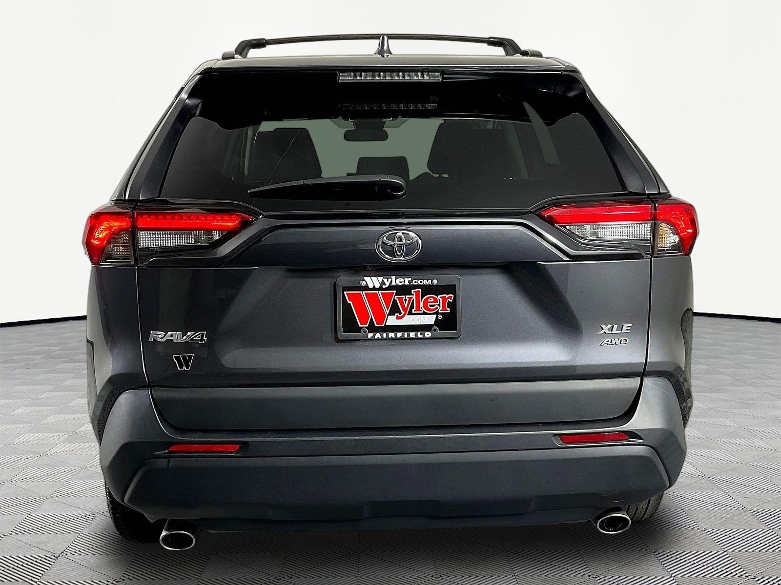 Used 2022 Toyota RAV4 XLE w/ Convenience Package AWD/4WD image 5