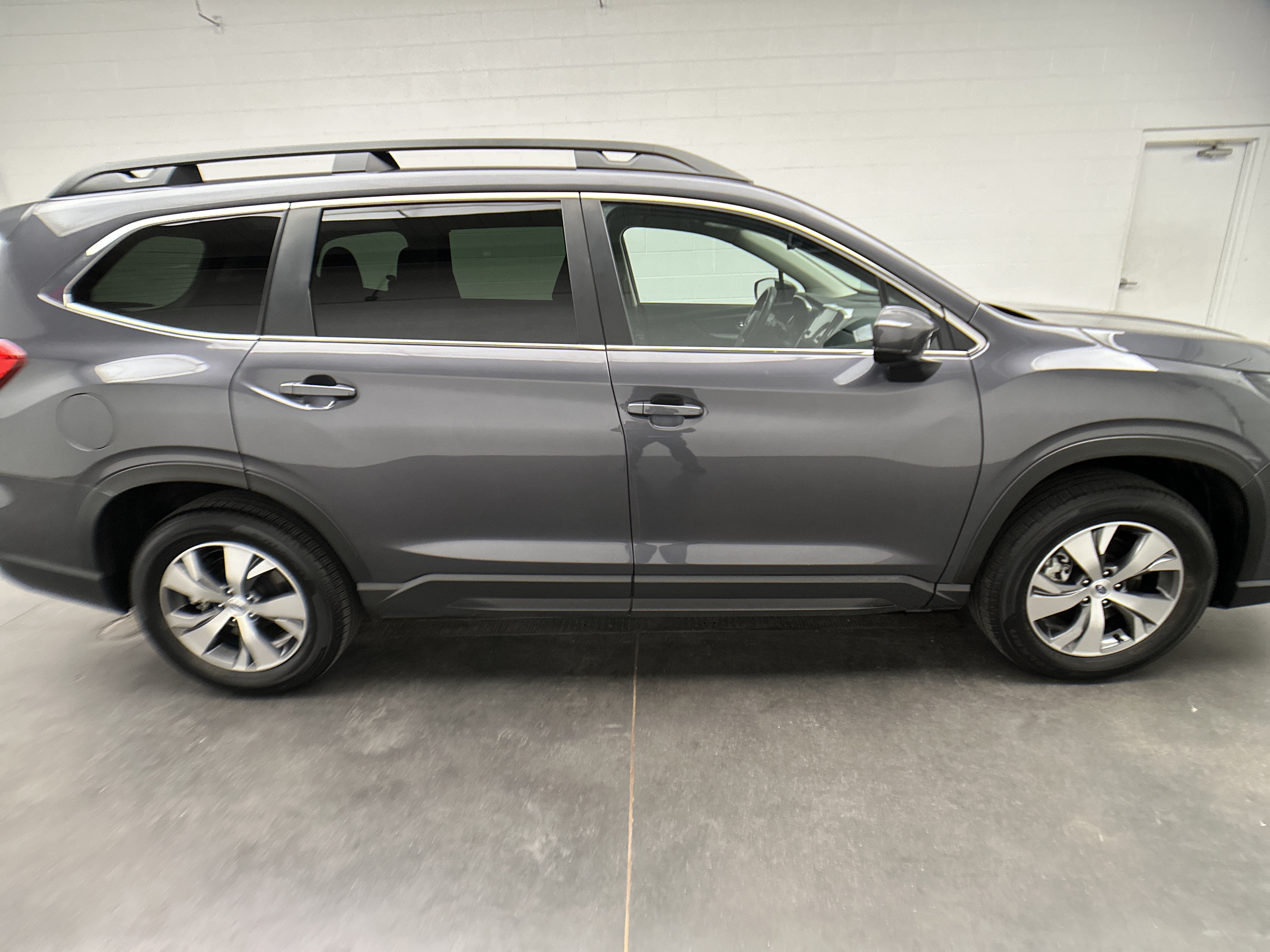 Used 2025 Subaru Ascent Premium AWD/4WD image 41