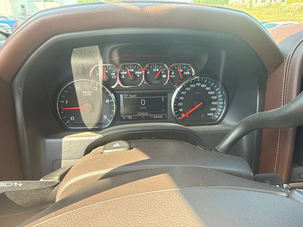 Used 2016 Chevrolet Silverado 2500 High Country w/ High Country Premium Package AWD/4WD image 18