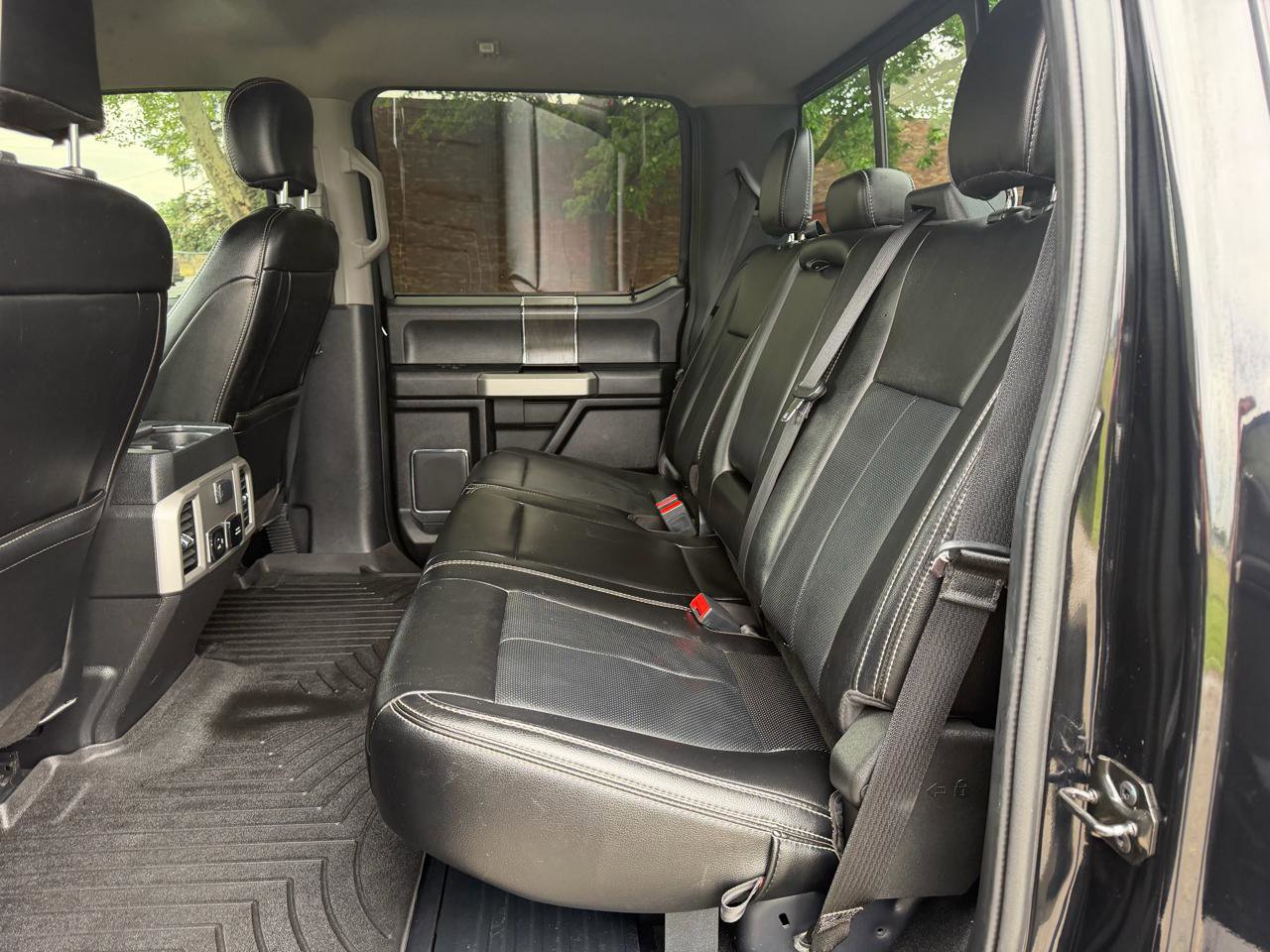 Used 2021 Ford F250 Lariat AWD/4WD image 32