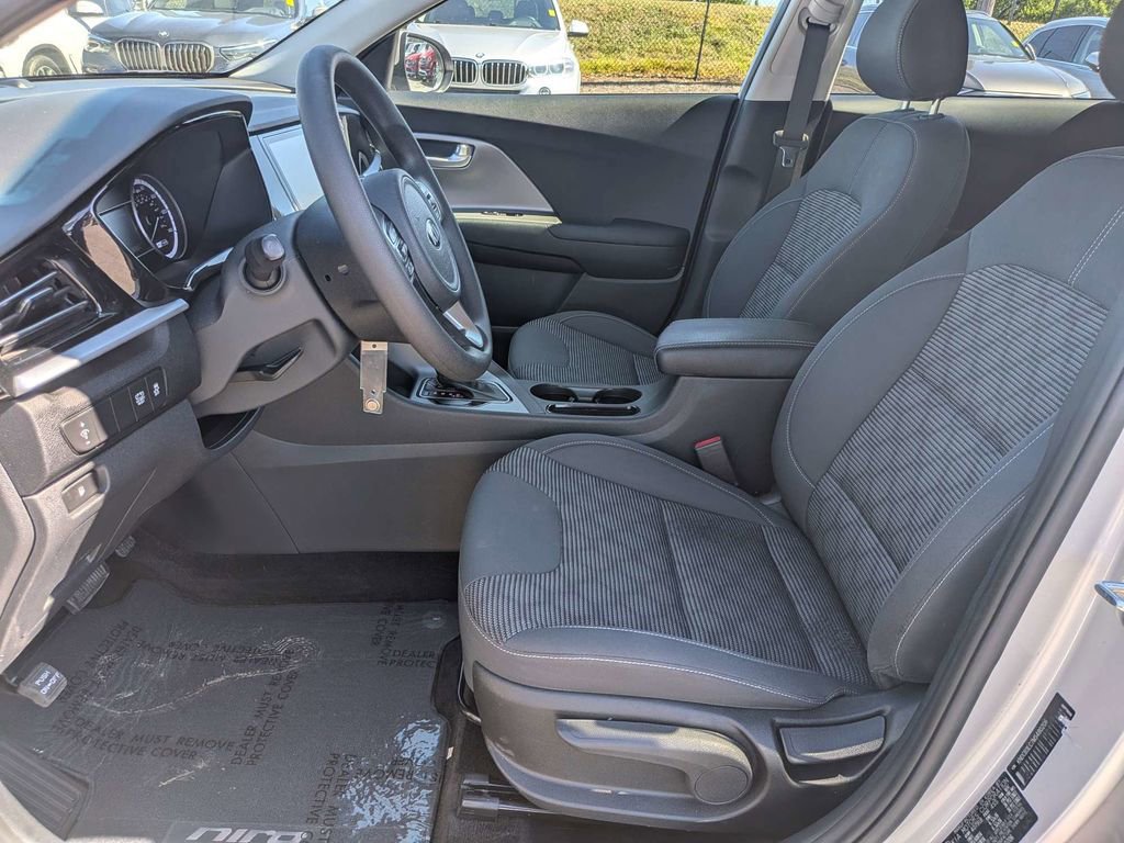 Used 2021 Kia Niro LX image 21