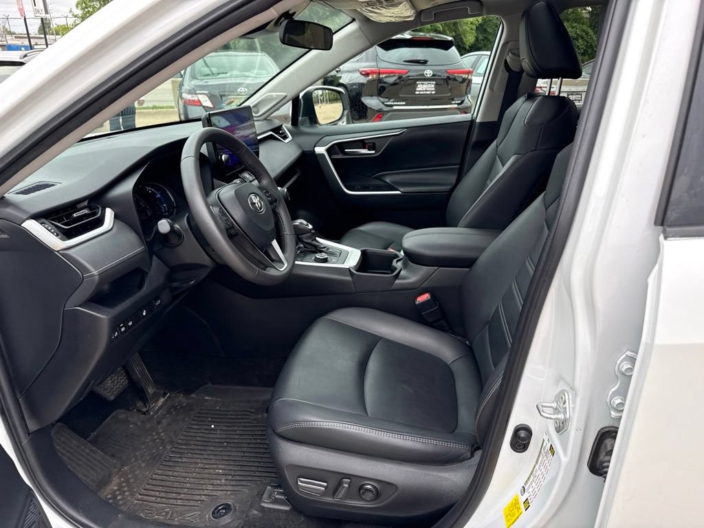 Used 2023 Toyota RAV4 XLE Premium AWD/4WD image 14