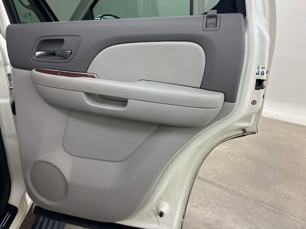 Used 2008 Chevrolet Tahoe LTZ w/ LTZ Preferred Equipment Group image 23
