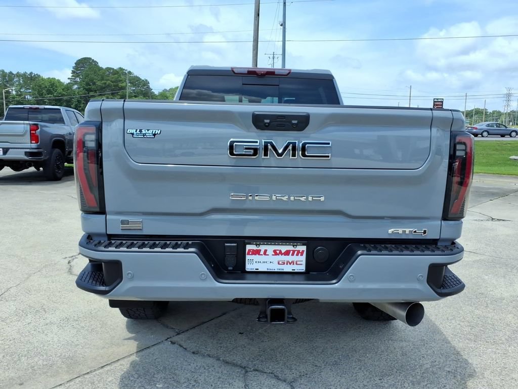 Used 2024 GMC Sierra 2500 AT4 w/ AT4 Premium Plus Package AWD/4WD image 6