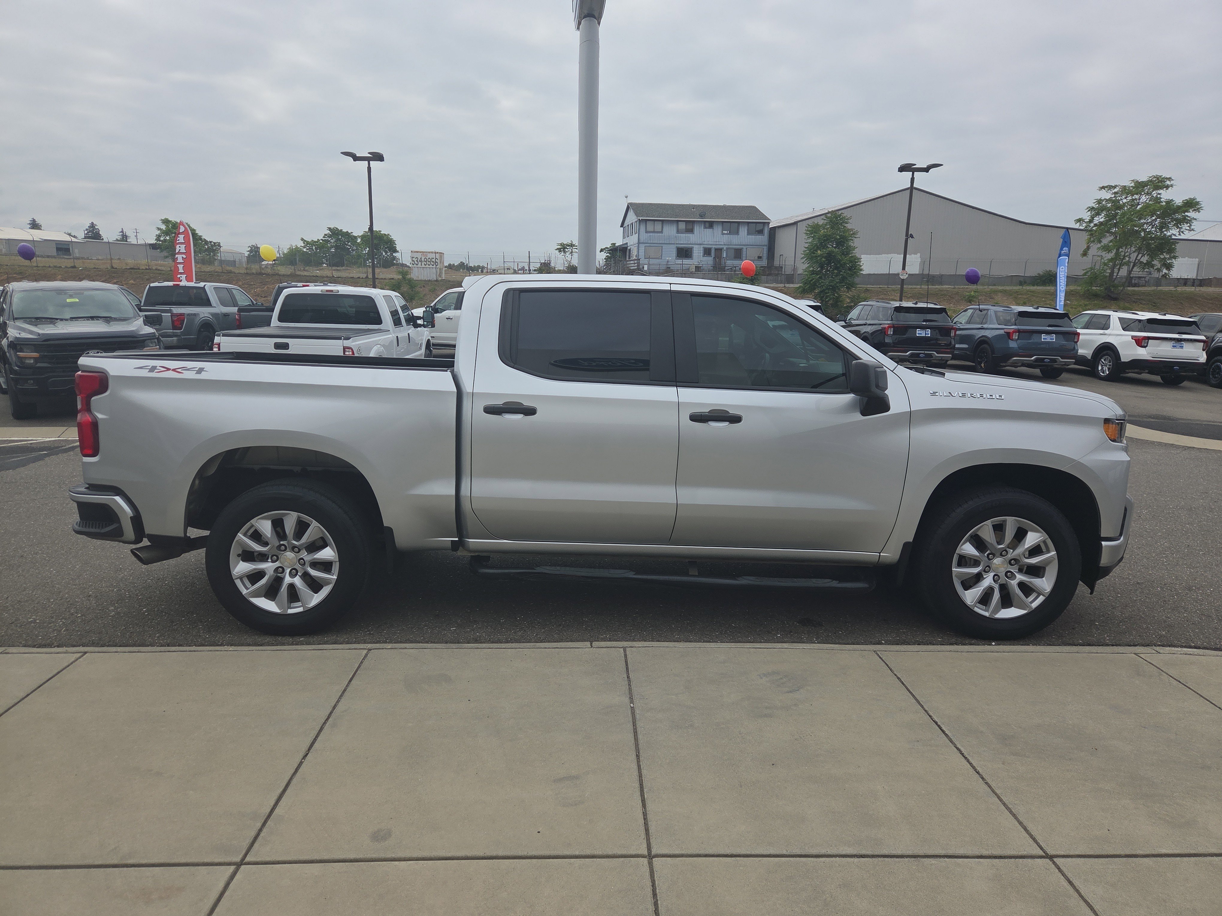 Used 2019 Chevrolet Silverado 1500 Custom w/ Trailering Package AWD/4WD image 6
