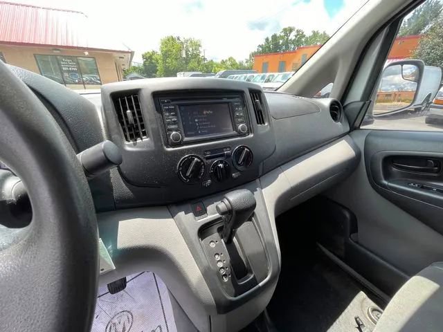 Used 2017 Nissan NV200 SV w/ Technology Package image 13