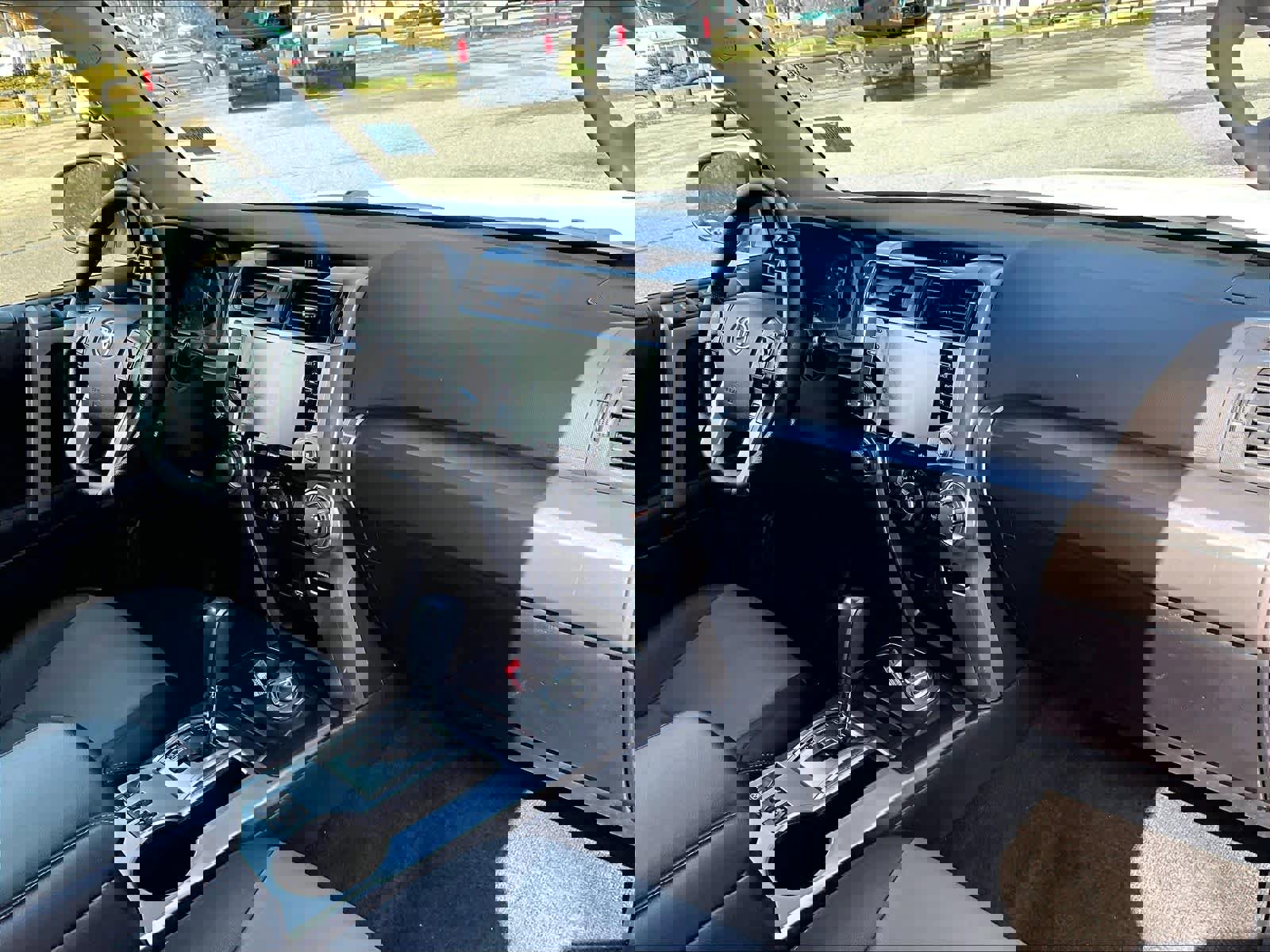 Used 2024 Toyota 4Runner SR5 Premium AWD/4WD image 21