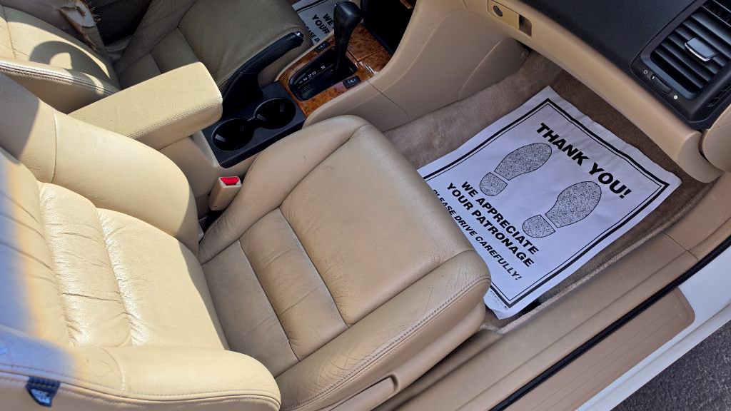 Used 2005 Honda Accord EX image 16