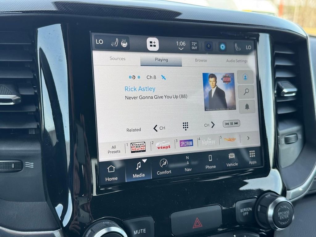 Used 2022 RAM 1500 Laramie AWD/4WD image 24