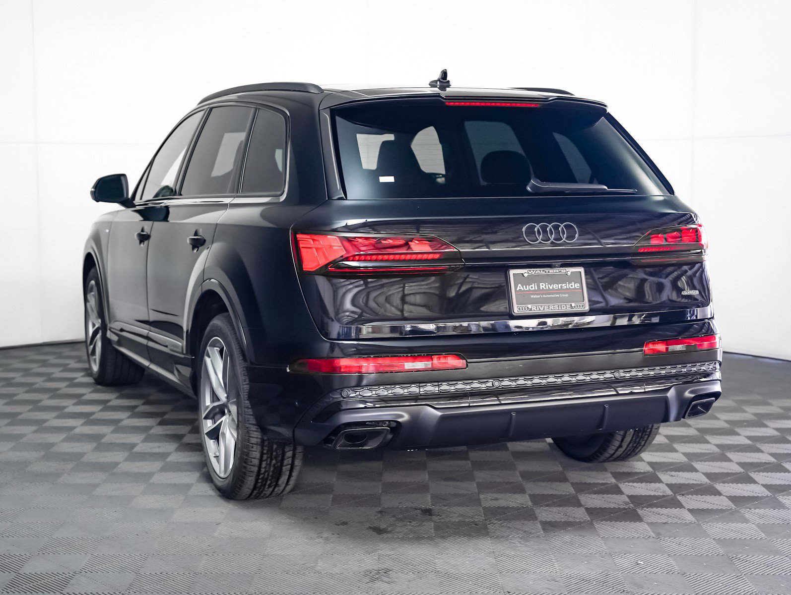 New 2026 Audi Q7 3.0T Prestige image 2