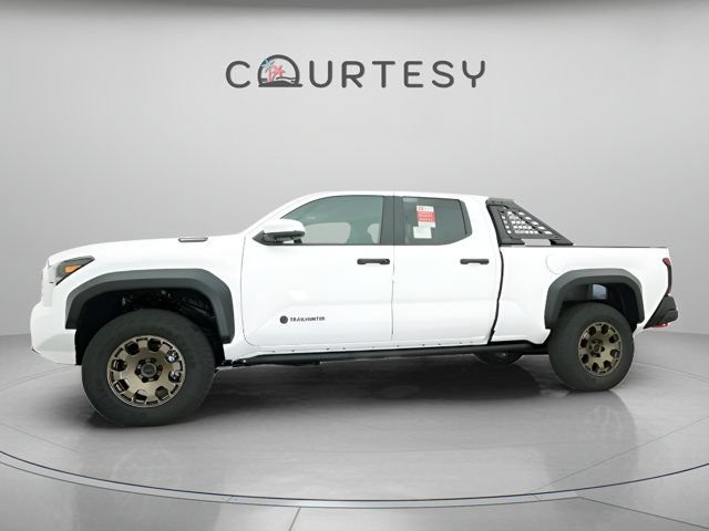 Certified 2025 Toyota Tacoma 4x4 Double Cab Hybrid image 11