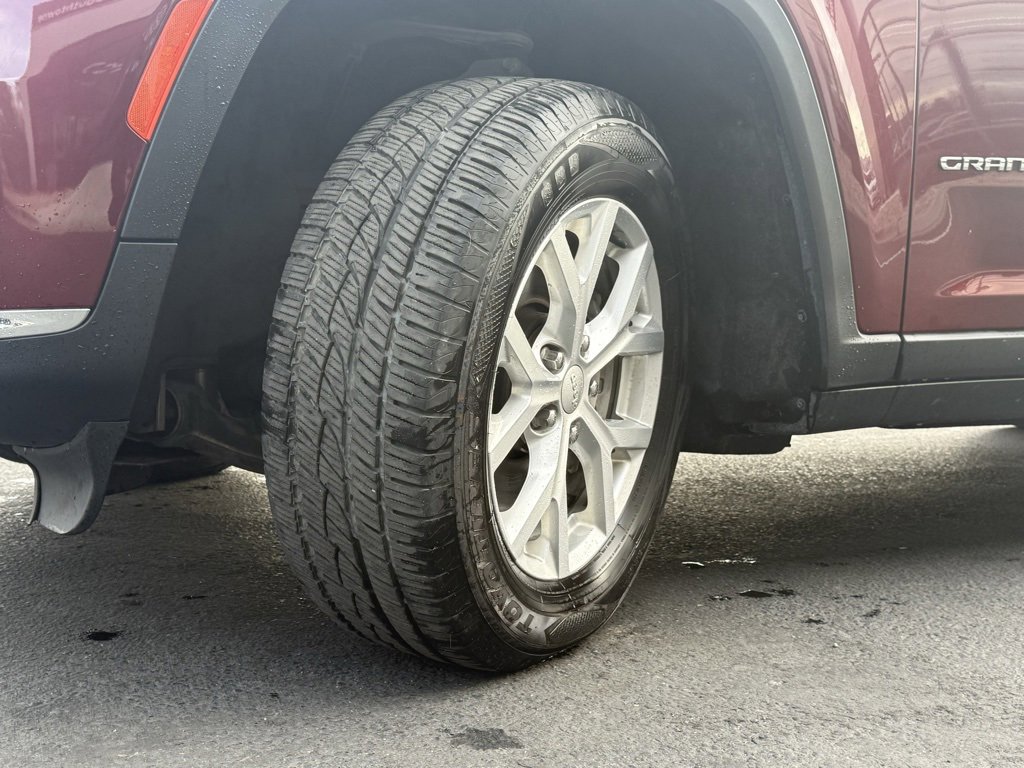 Used 2023 Jeep Grand Cherokee L Limited image 34