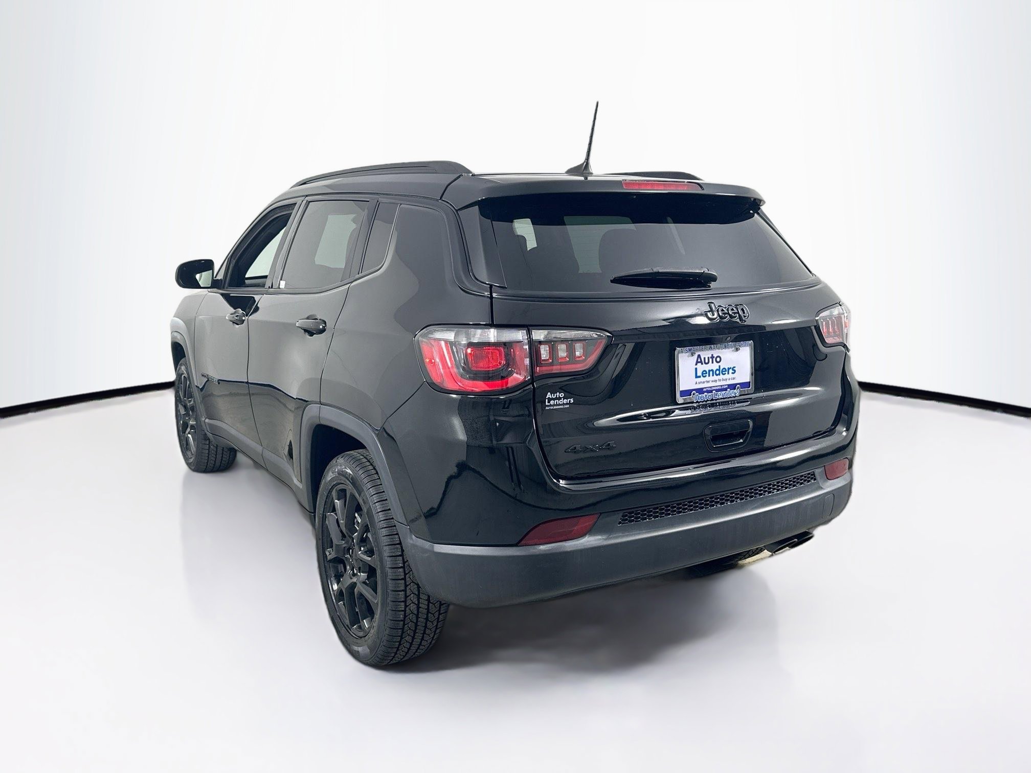 Used 2022 Jeep Compass Altitude w/ Sun and Sound Group AWD/4WD image 7