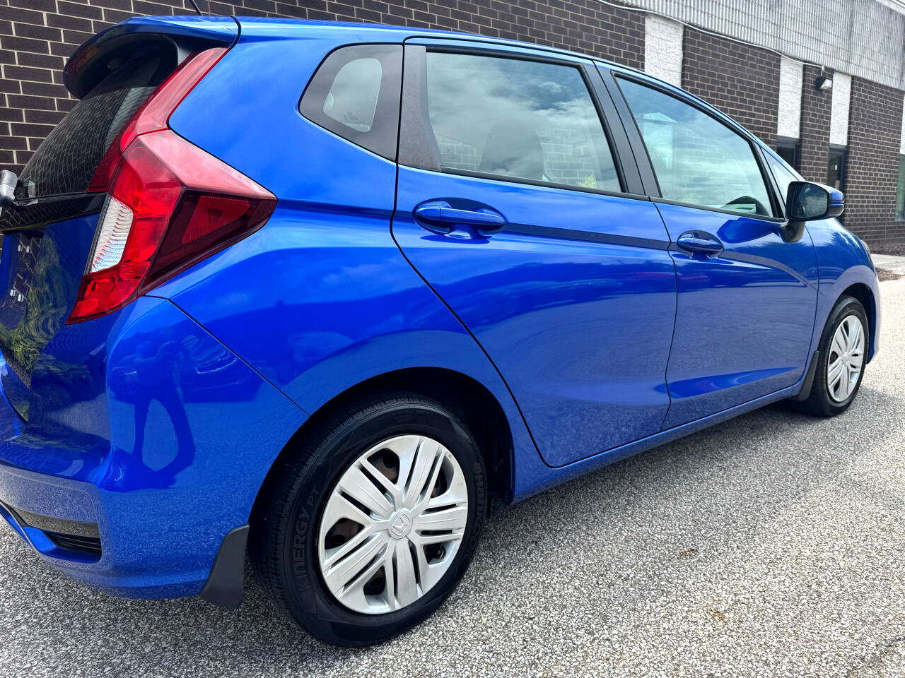 Used 2020 Honda Fit LX image 31