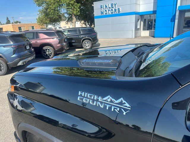 Certified 2025 Chevrolet Silverado 2500 High Country w/ Technology Package image 11