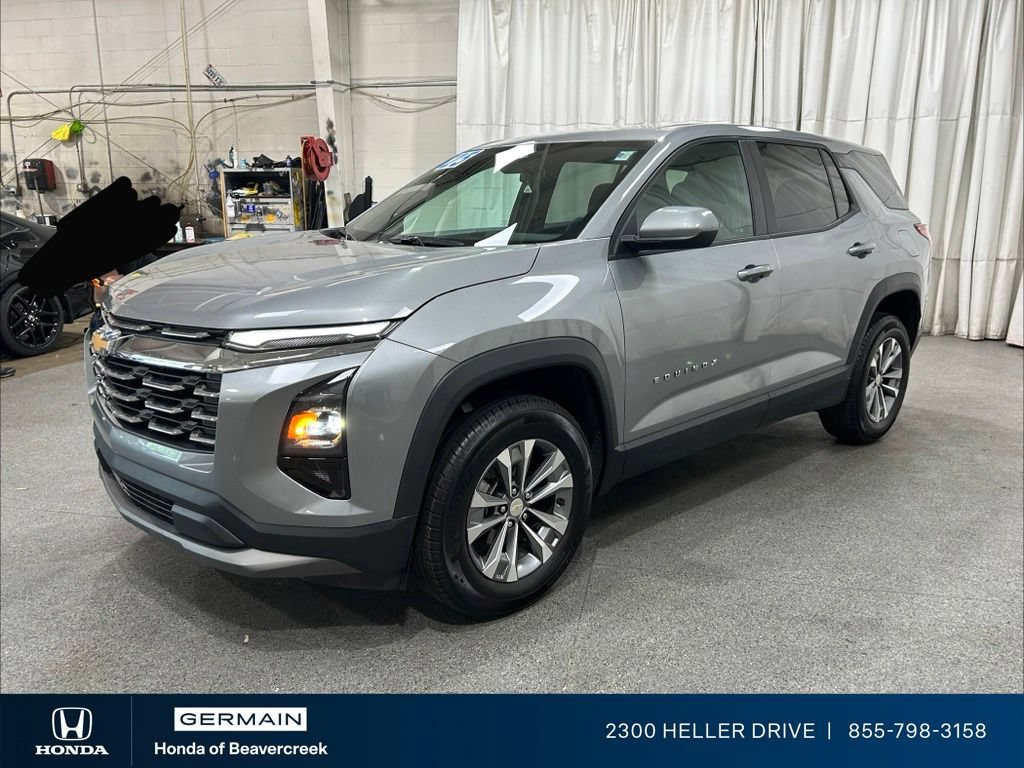 Used 2025 Chevrolet Equinox LT AWD/4WD image 4