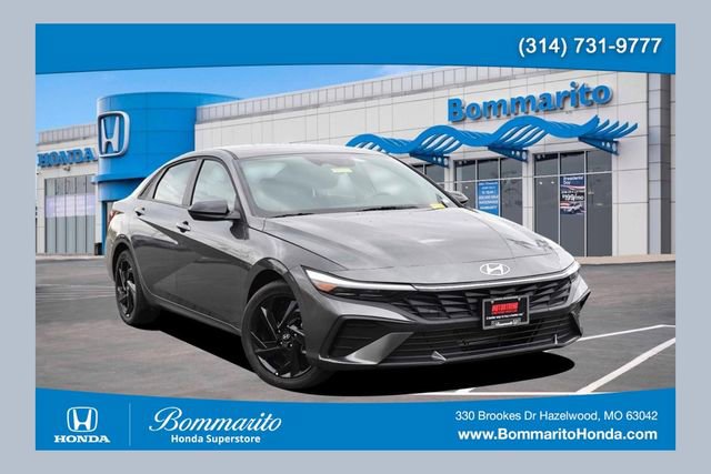 Used 2026 Hyundai Elantra Sport FWD image 1