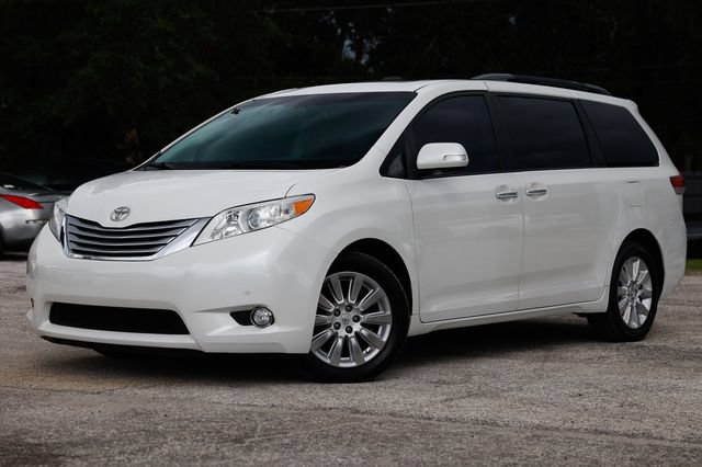 Used 2014 Toyota Sienna Limited w/ Limited Premium Package