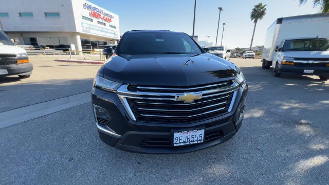 Used 2023 Chevrolet Traverse LT image 3