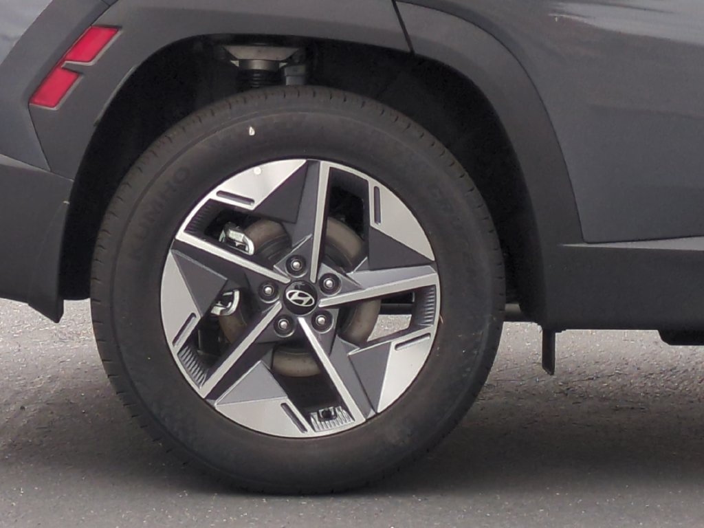 Used 2025 Hyundai Tucson SEL AWD/4WD image 7