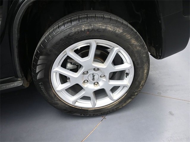 Used 2023 Jeep Renegade Latitude w/ Premium Group image 13