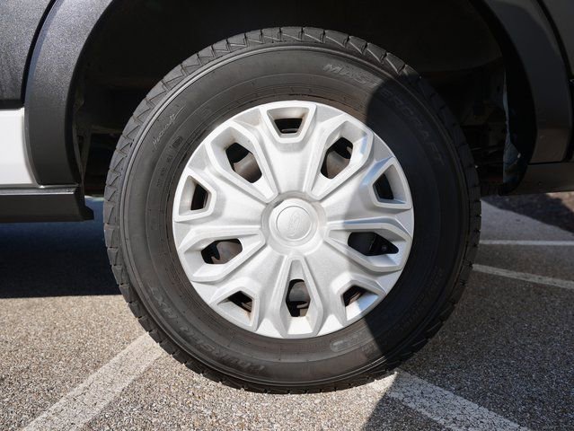 Used 2023 Ford Transit 350 XLT image 24