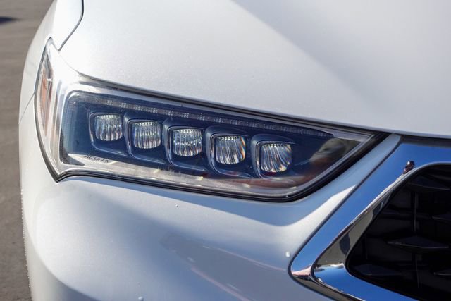 Used 2020 Acura TLX image 5
