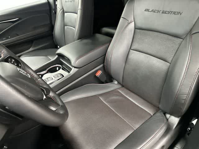 Certified 2025 Honda Passport Black Edition image 10