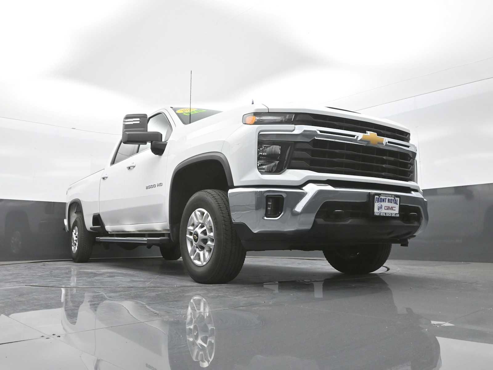 Used 2025 Chevrolet Silverado 2500 LT w/ Convenience Package AWD/4WD image 33