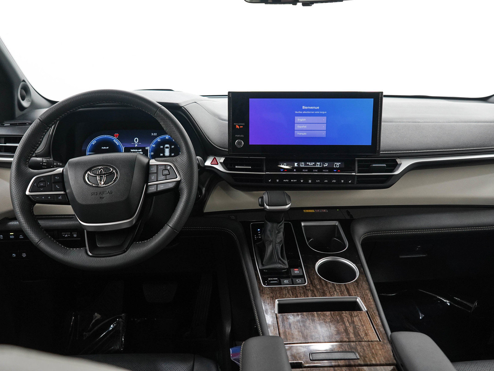 Used 2025 Toyota Sienna AWD image 20