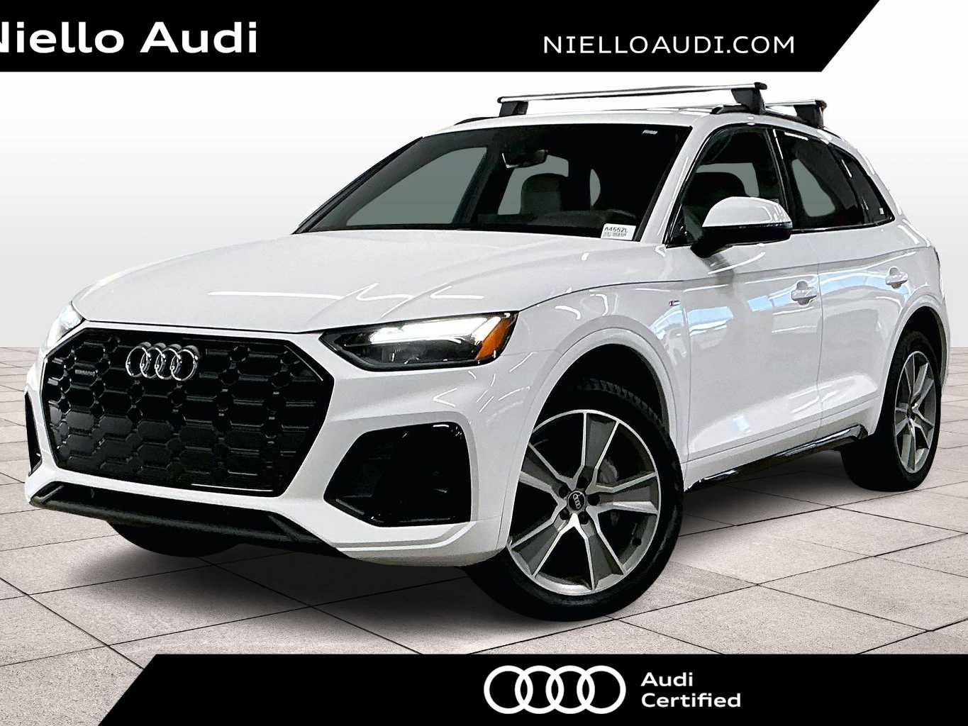 Certified 2025 Audi Q5 2.0T Premium w/ Convenience Plus Package image 1