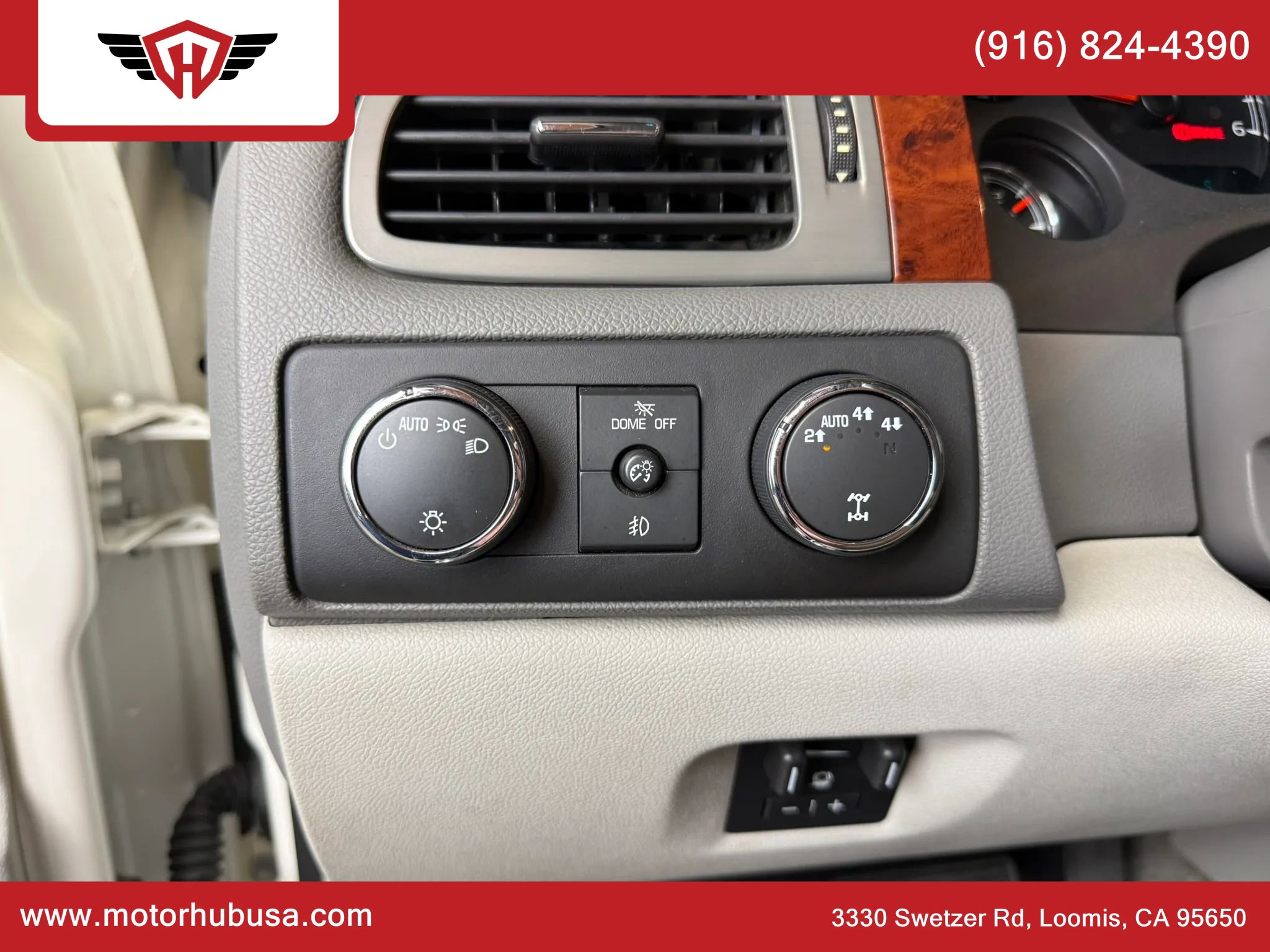 Used 2013 Chevrolet Tahoe LTZ AWD/4WD image 48