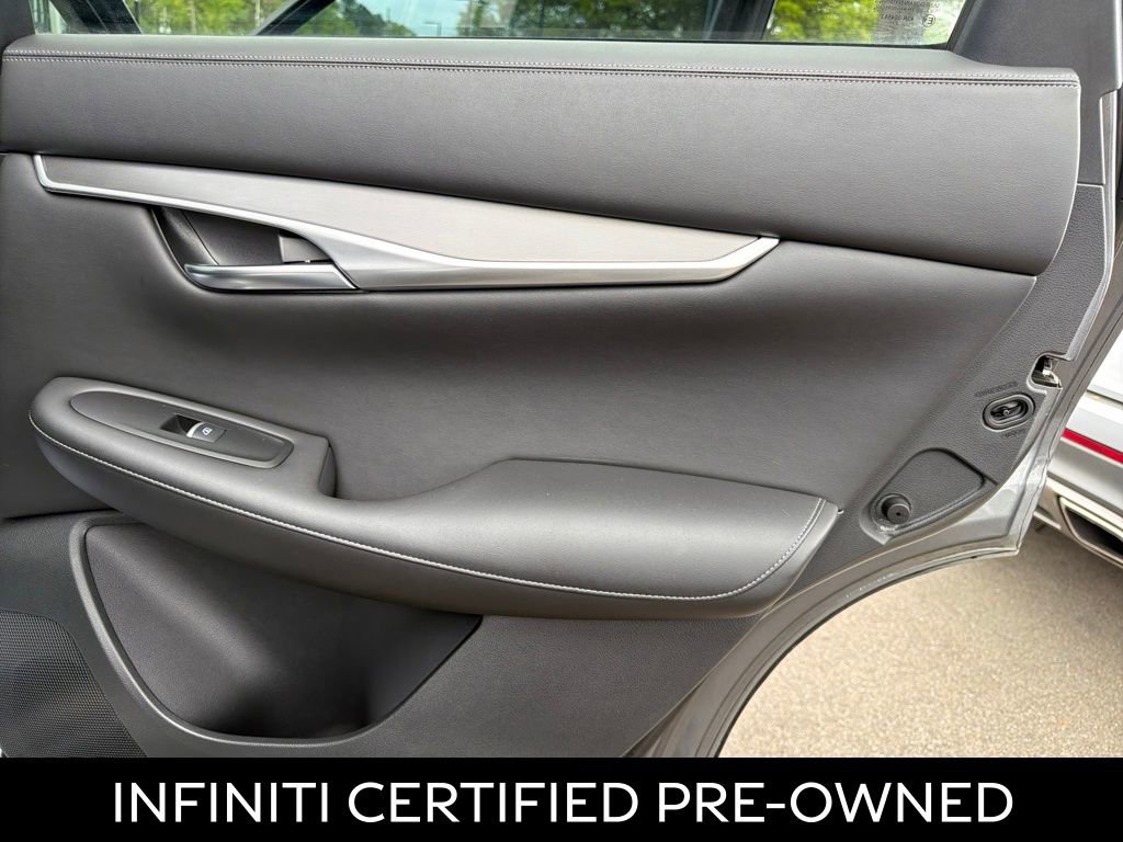 Certified 2023 INFINITI QX50 Luxe image 33