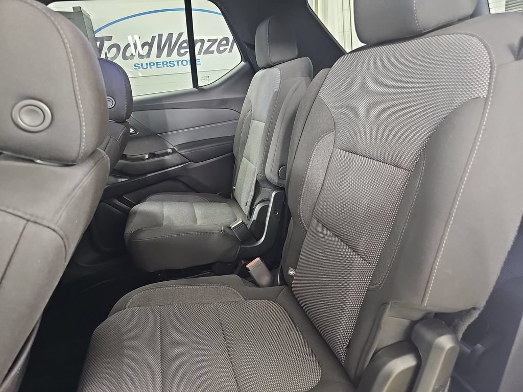 Certified 2023 Chevrolet Traverse LT w/ LPO, Floor Liner Package AWD/4WD image 19