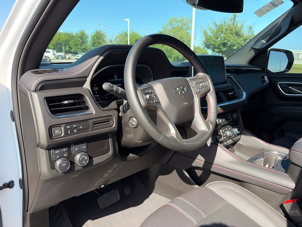 Used 2024 Chevrolet Suburban RST w/ Luxury Package AWD/4WD image 56