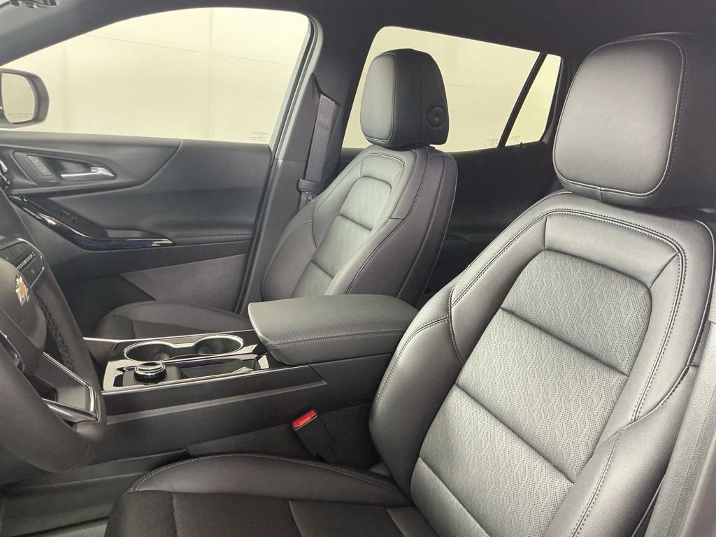 New 2026 Chevrolet Equinox LT w/ Convenience Package II AWD/4WD image 5