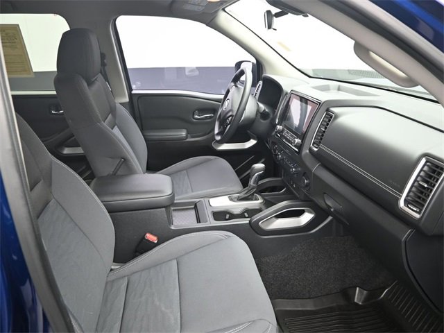 Used 2023 Nissan Frontier SV image 10