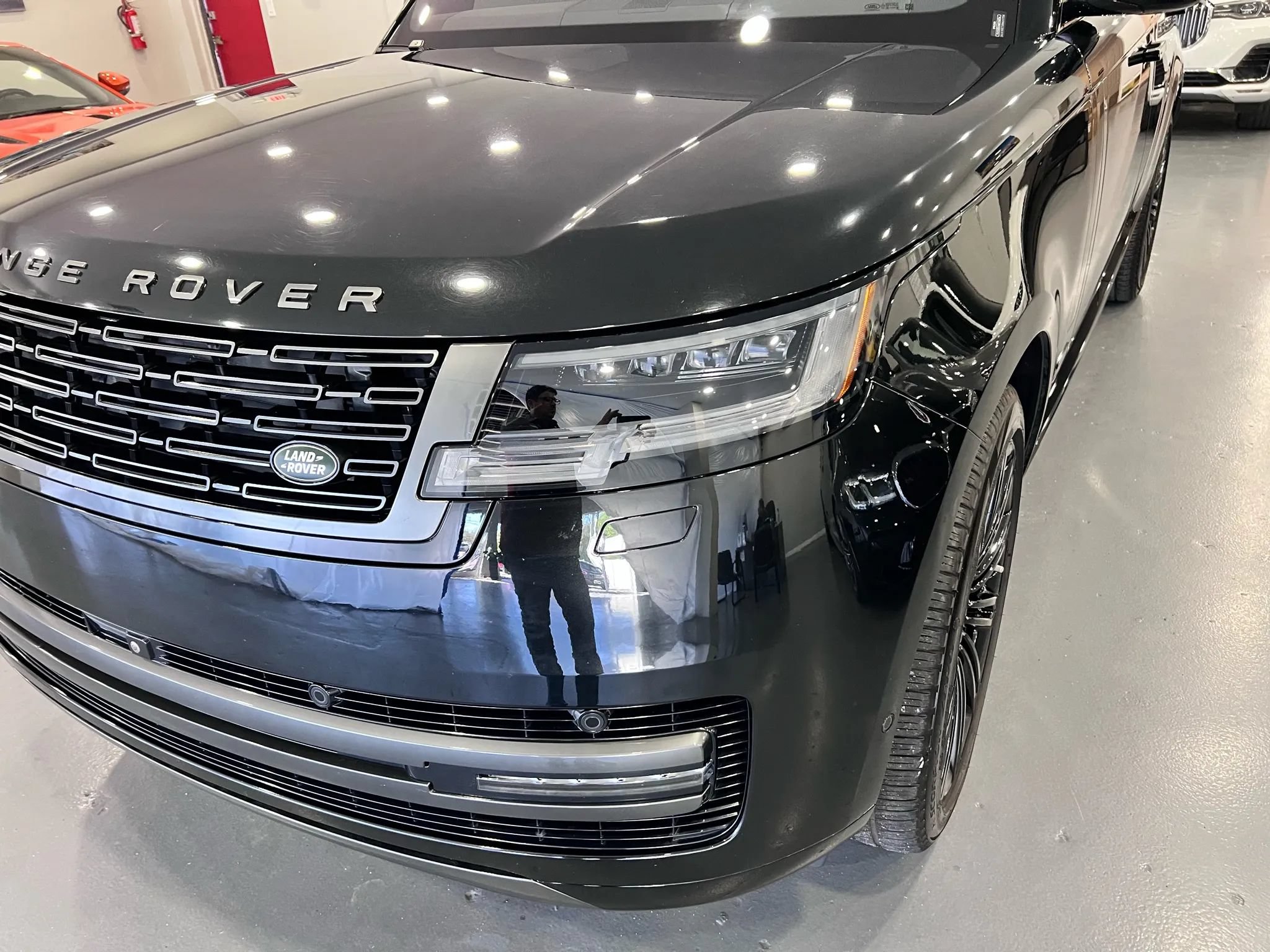 Used 2023 Land Rover Range Rover Long Wheelbase Autobiography AWD/4WD image 10