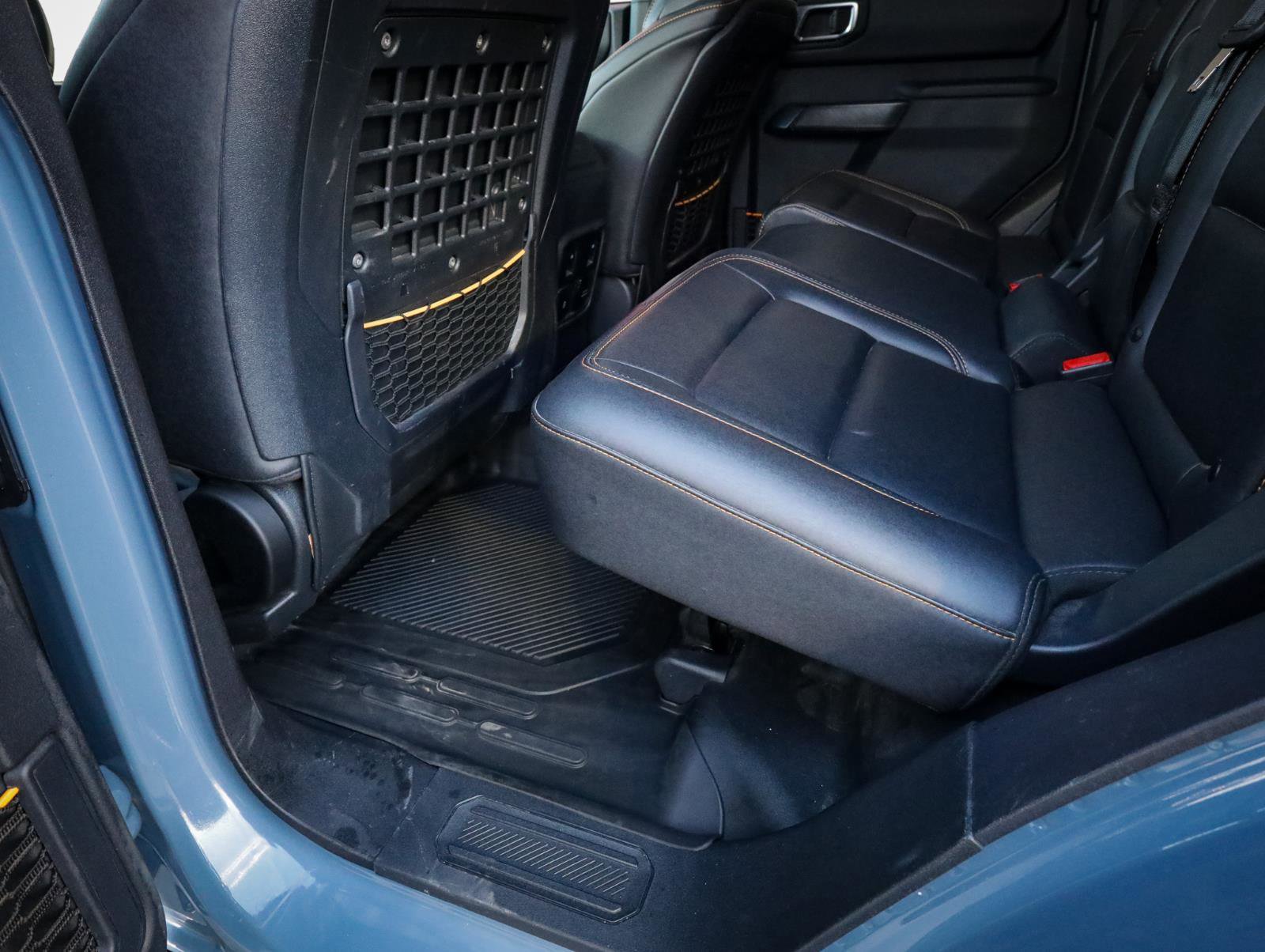 Used 2024 Ford Bronco Badlands image 32