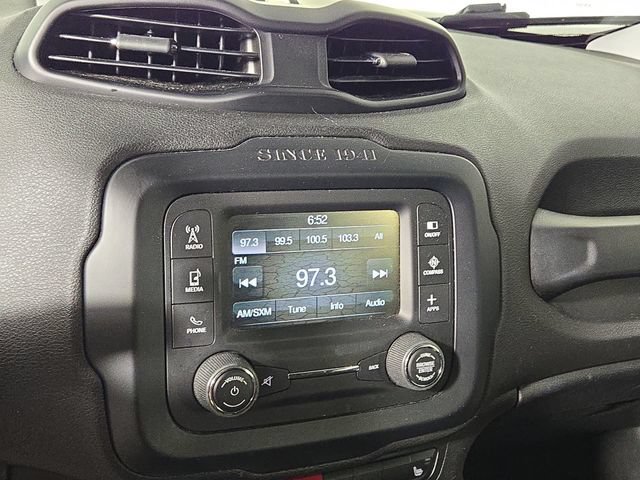 Used 2017 Jeep Renegade Latitude w/ Cold Weather Group AWD/4WD image 18