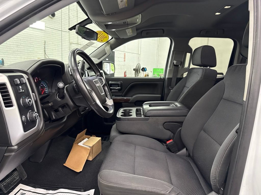 Used 2019 GMC Sierra 1500 SLE w/ SLE Value Package AWD/4WD image 9