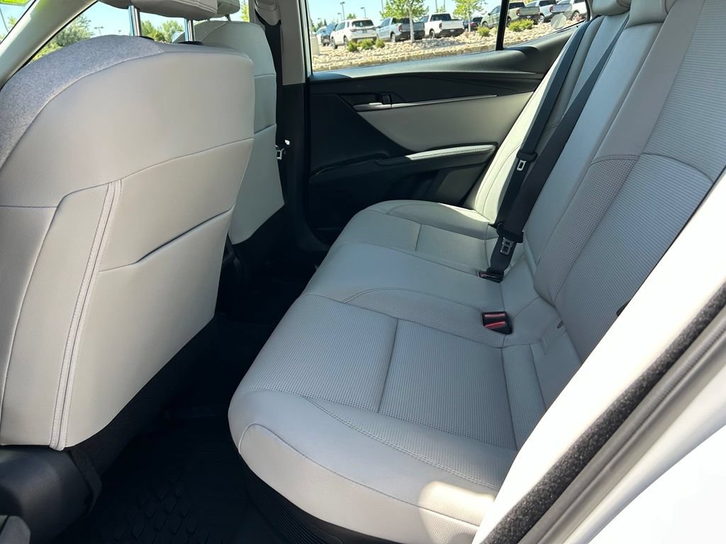 Used 2026 Toyota Camry XLE AWD/4WD image 25