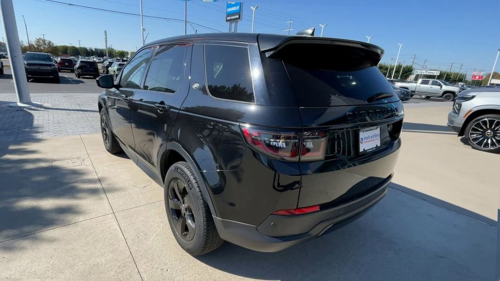 Used 2023 Land Rover Discovery Sport S image 8