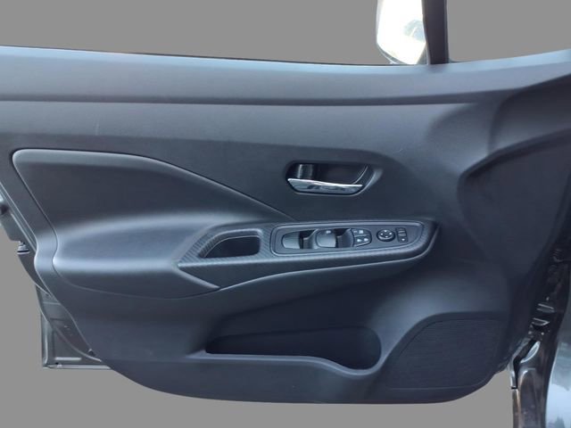 New 2025 Nissan Versa SV w/ Trunk Package FWD image 12