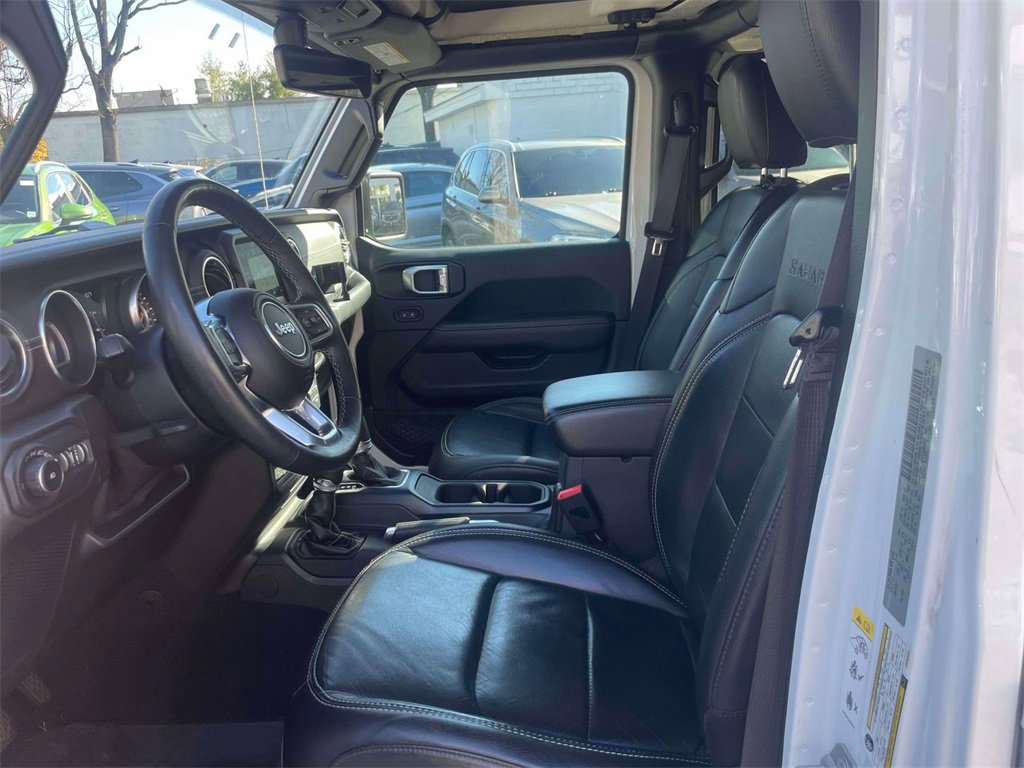Used 2018 Jeep Wrangler Unlimited Sahara image 15