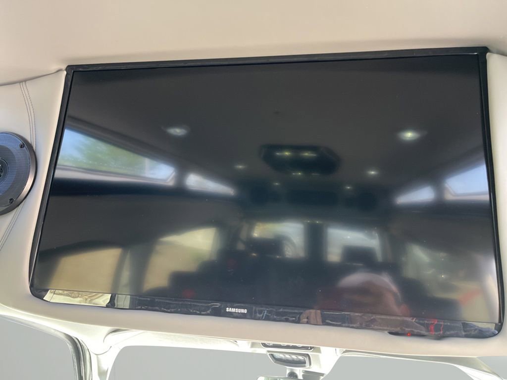 New 2025 GMC Savana 2500 Extended w/ Driver Convenience Package image 19